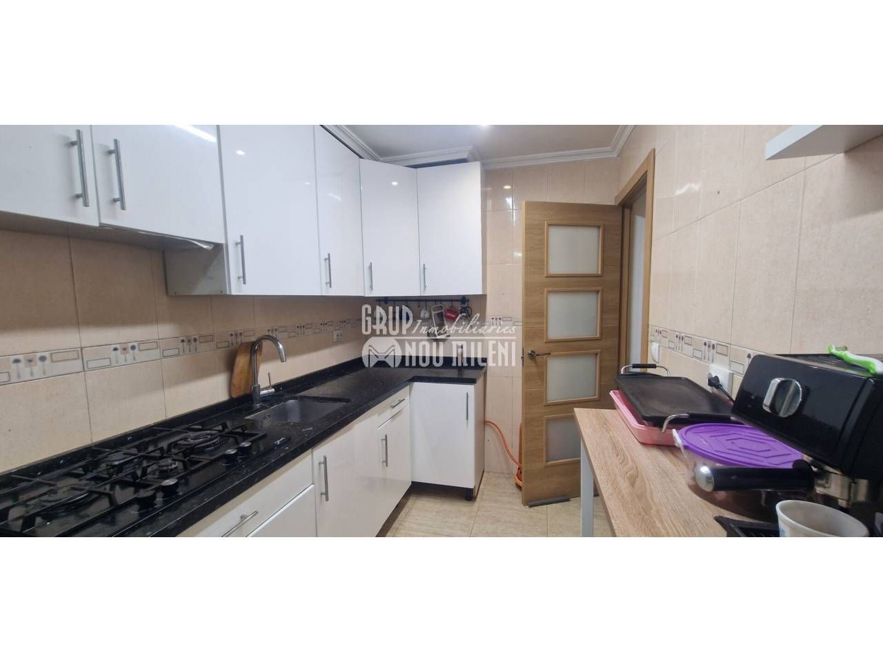 Küche von Wohnung zum Verkauf in Alfafar mit Klimaanlage, Terrasse und Abstellraum