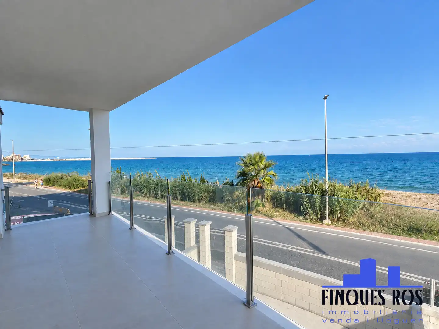 Mini appartamento con piscina in vendita a Cala del Puntal