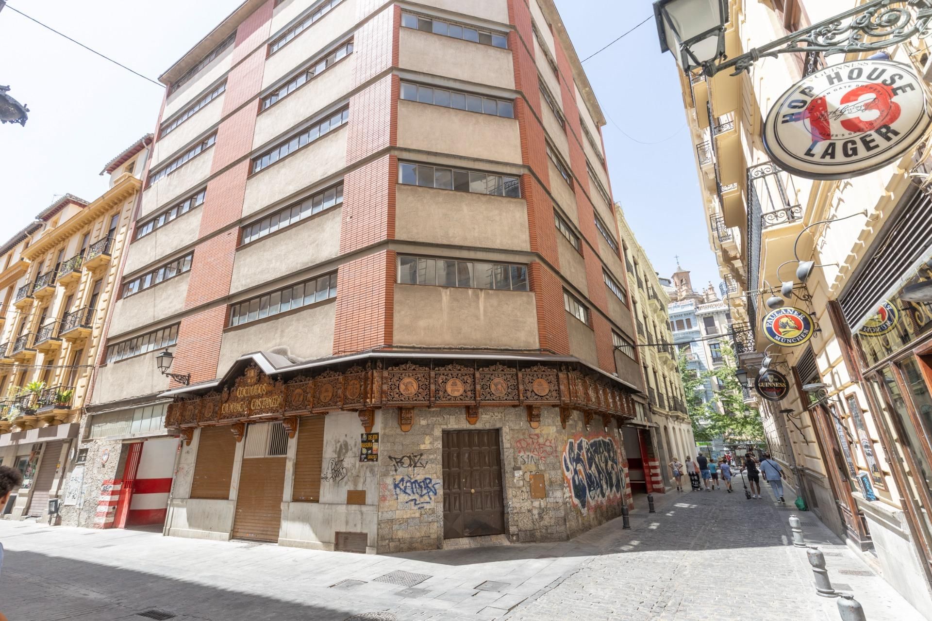 Vista exterior de Pis en venda en  Granada Capital amb Aire condicionat, Calefacció i Balcó