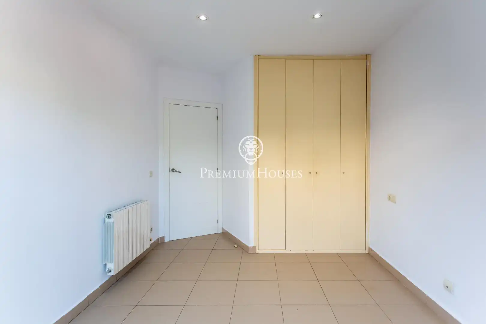 Maisonette zum Verkauf in Alella mit Heizung, Balkon und Alarm
