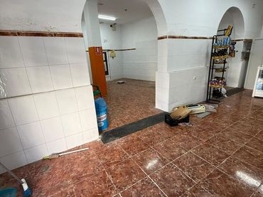 Business premises to rent in El Industrial
