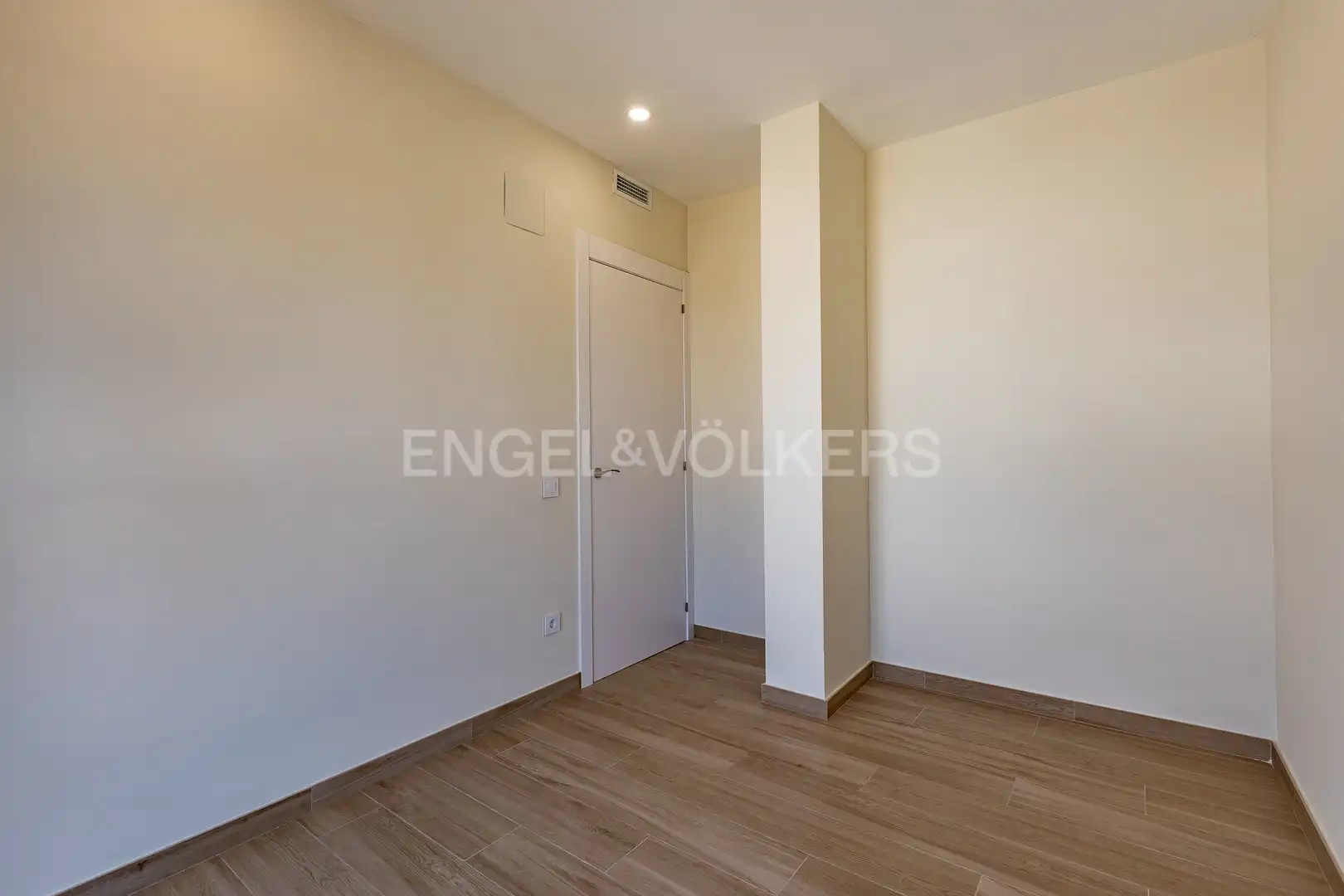 Bedroom of Houses for rent in Sant Esteve Sesrovires  with Air Conditioner, Heating and Private garden