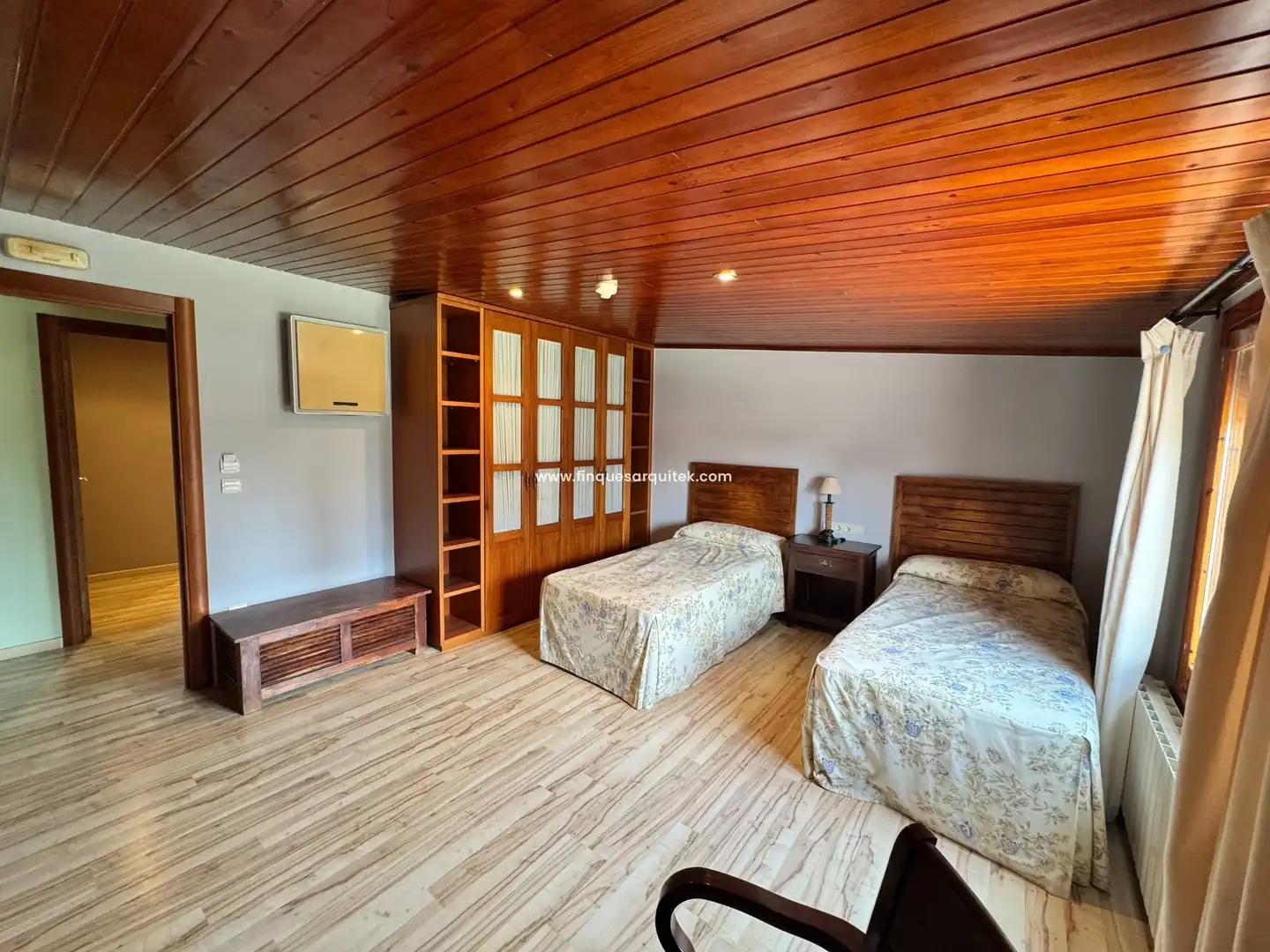 Dormitori de Casa o xalet en venda en Binéfar amb Aire condicionat, Calefacció i Jardí privat