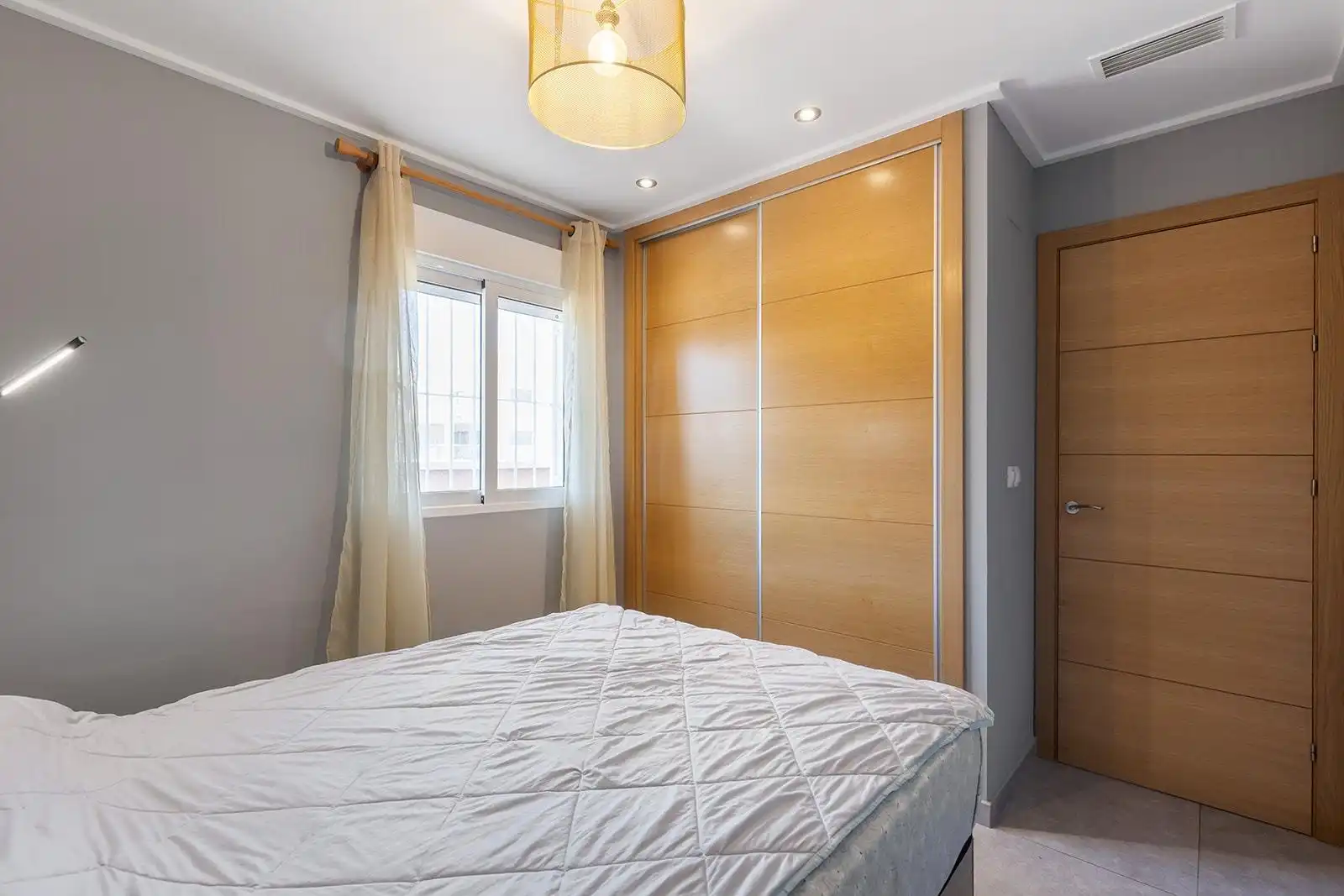 Apartment with terrace for sale in Calle CLAVO, imagen 17