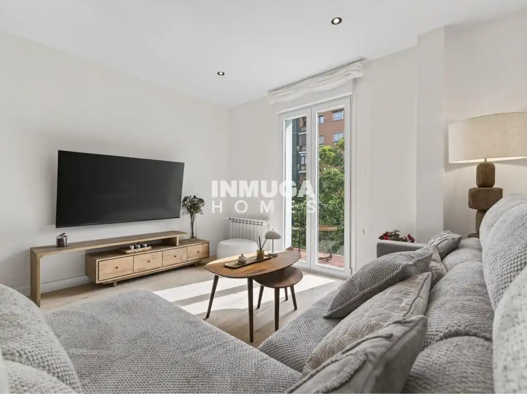 Habitación de Piso en venta en Madrid con Aire acondicionado, Calefacción y Terraza