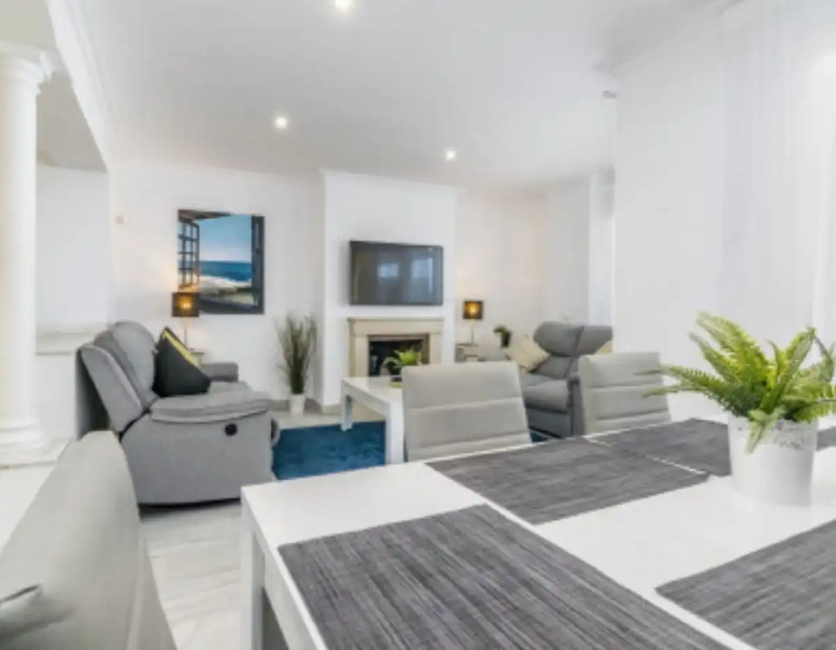 Apartamento con piscina en venta en Nueva Andalucía, imagen 13