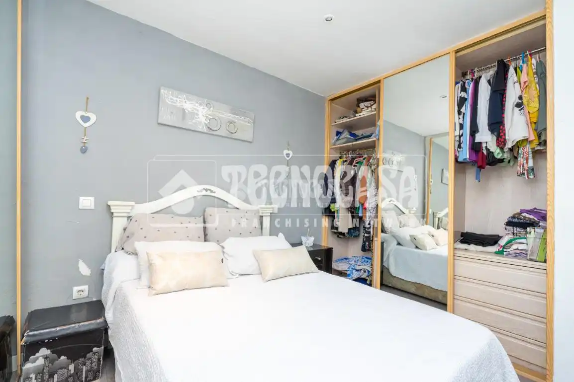 Habitación de Piso en venta en Coslada con Trastero
