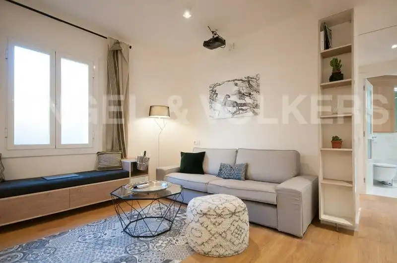 Sala de estar de Piso de alquiler en Barcelona con Aire acondicionado, Calefacción y Parquet
