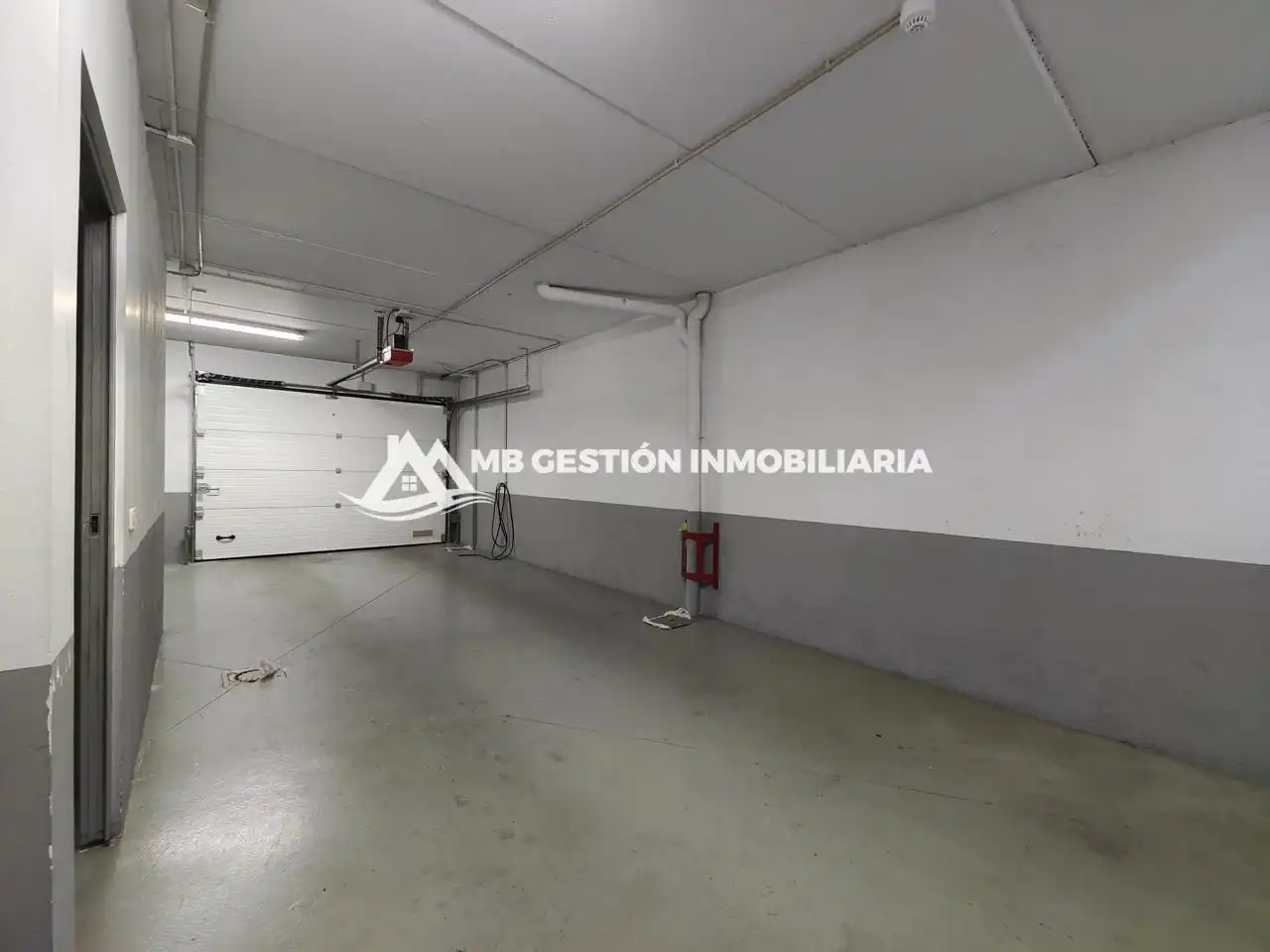 Detached homes for sale in Calle de Luarca, La Serna