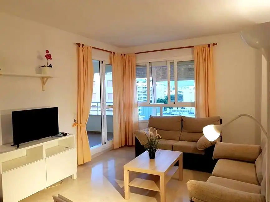 Sala de estar de Piso de alquiler en Málaga con Jardín privado, Terraza y Amueblado