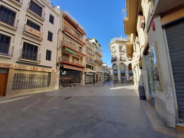 Locale commerciale in affitto a Centre