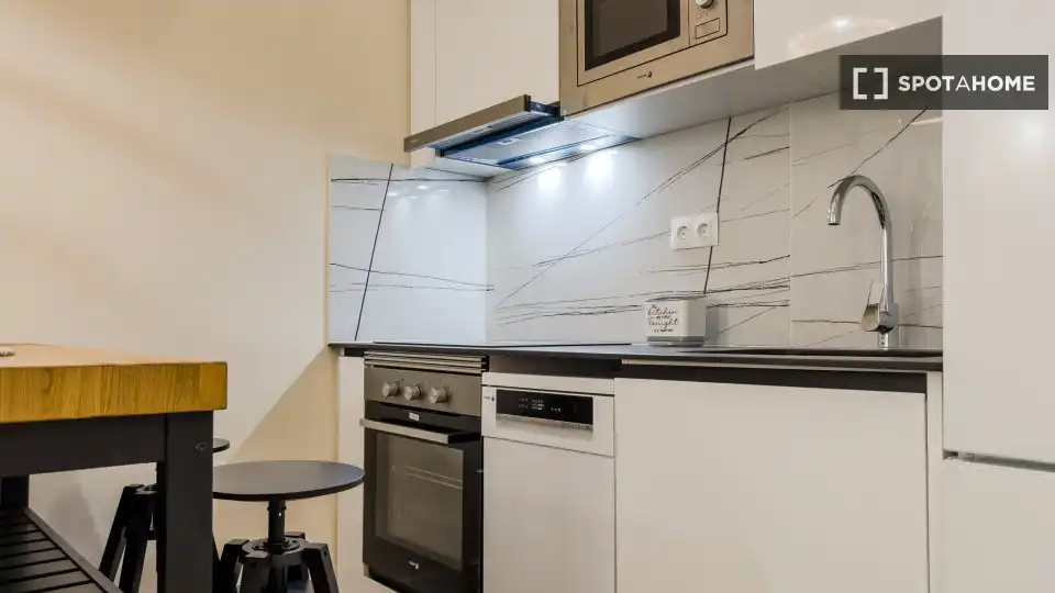 Flat with terrace to rent in Ciutat Vella, imagen 12