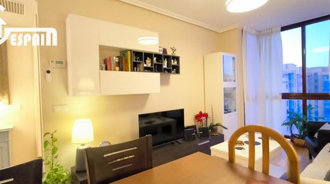 Foto 2 de Piso en venta en Calle Trompas, Cuatro vientos, Madrid Capital