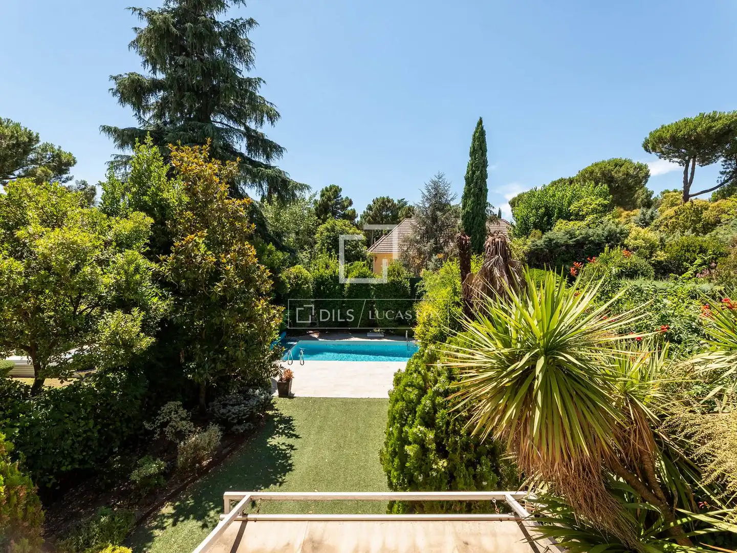 Jardín de Casa o chalet en venta en Majadahonda con Aire acondicionado, Jardín privado y Parquet