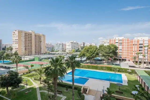 Schwimmbecken von Wohnung zur Miete in Alicante / Alacant mit Klimaanlage, Heizung und Terrasse