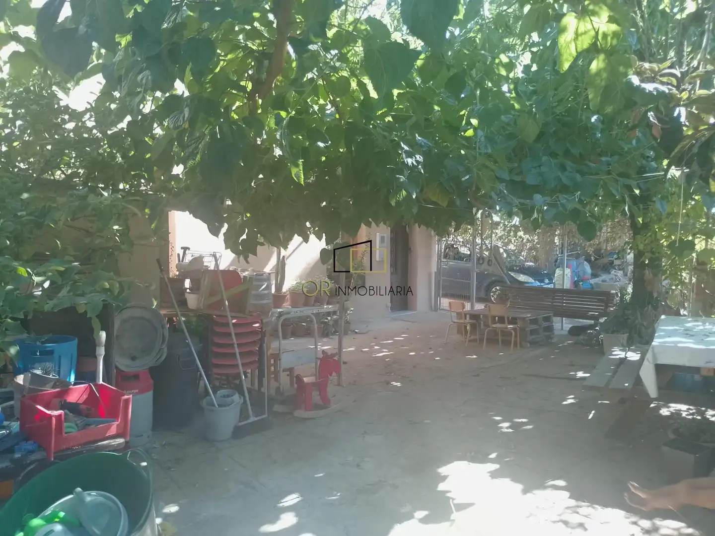 Houses for sale in Mediona  with Private garden and Storage room
