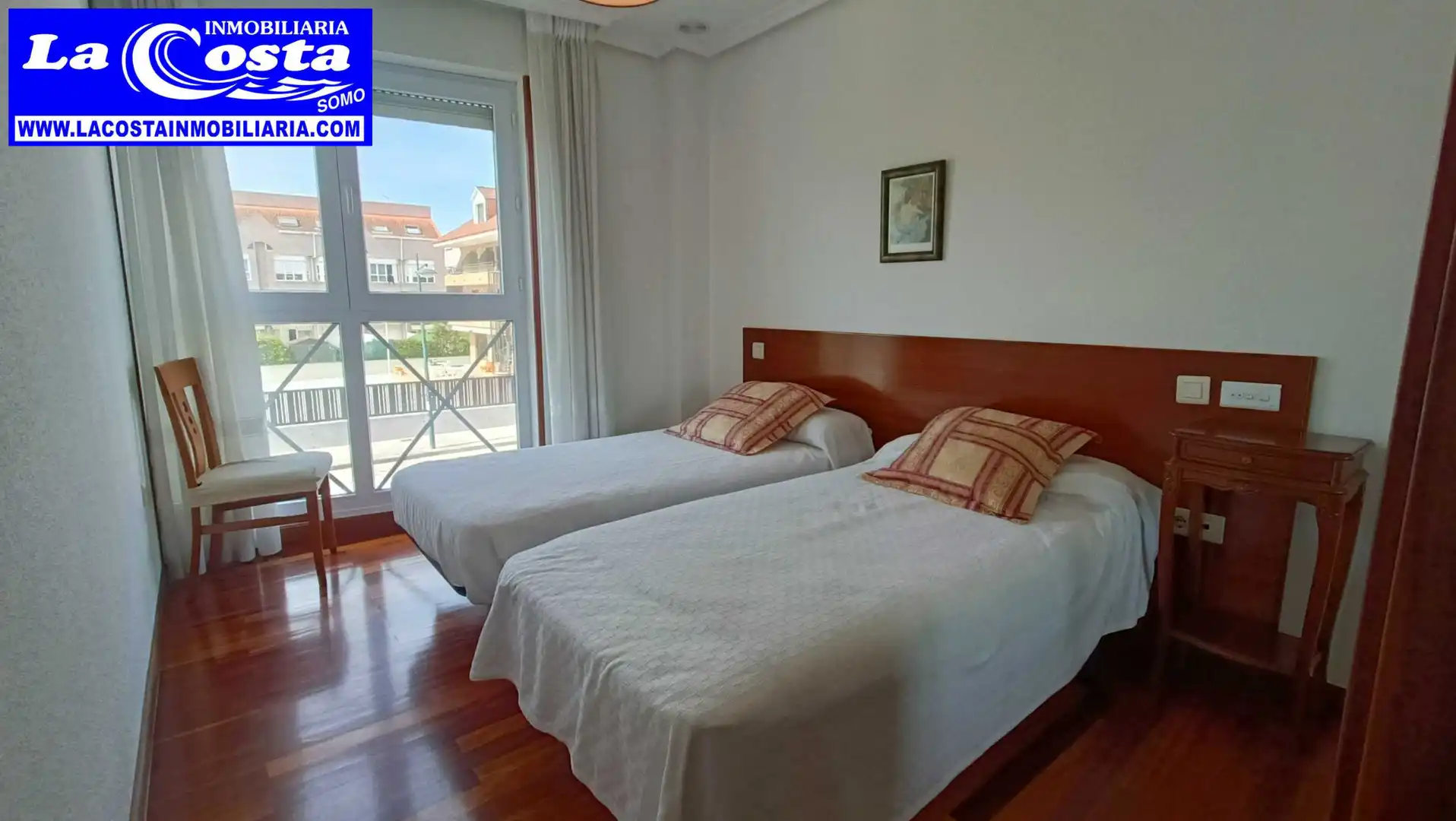Schlafzimmer von Wohnung zum Verkauf in Ribamontán al Mar mit Heizung, Ofen und Waschmaschine