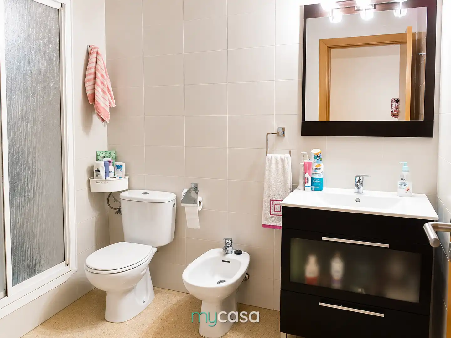 Baño de Piso en venta en Badalona con Aire acondicionado, Trastero y Amueblado