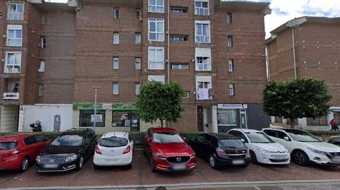 Foto 2 de Piso en venta en Avenida Deporte, 9, Alisal - San Román, Santander