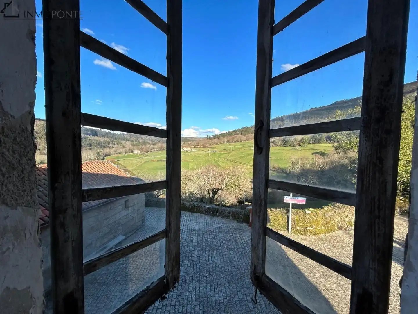 Vista exterior de Casa o xalet en venda en Cerdedo amb Jardí privat i Traster