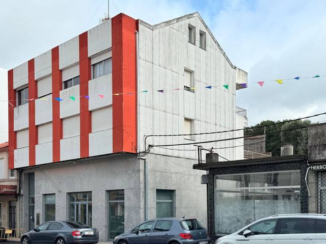 Edificio en Venta en Bispo Romero Lema en Vimianzo