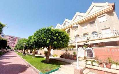 Exterior view of Single-family semi-detached for sale in Elche / Elx  with Heating, Storage room and Balcony