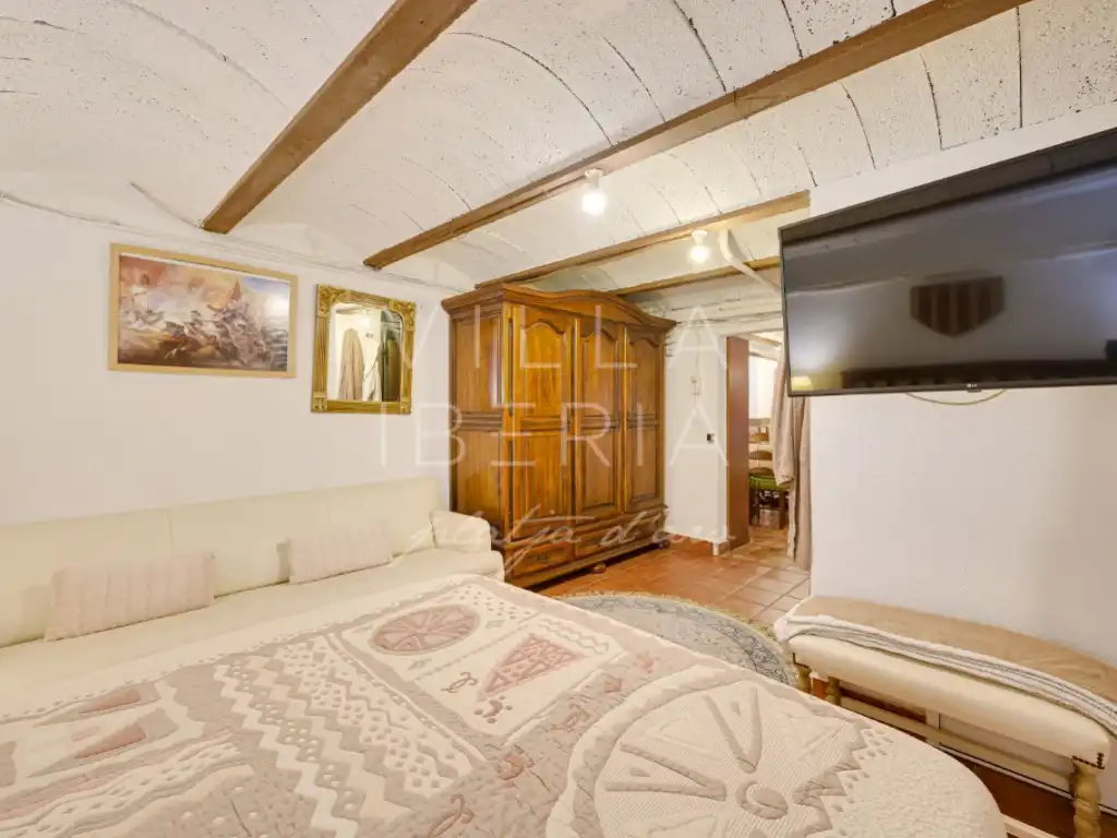 Habitación de Casa o chalet en venta en Castell d'Aro, Platja d'Aro i s'Agaró con Aire acondicionado, Calefacción y Jardín privado