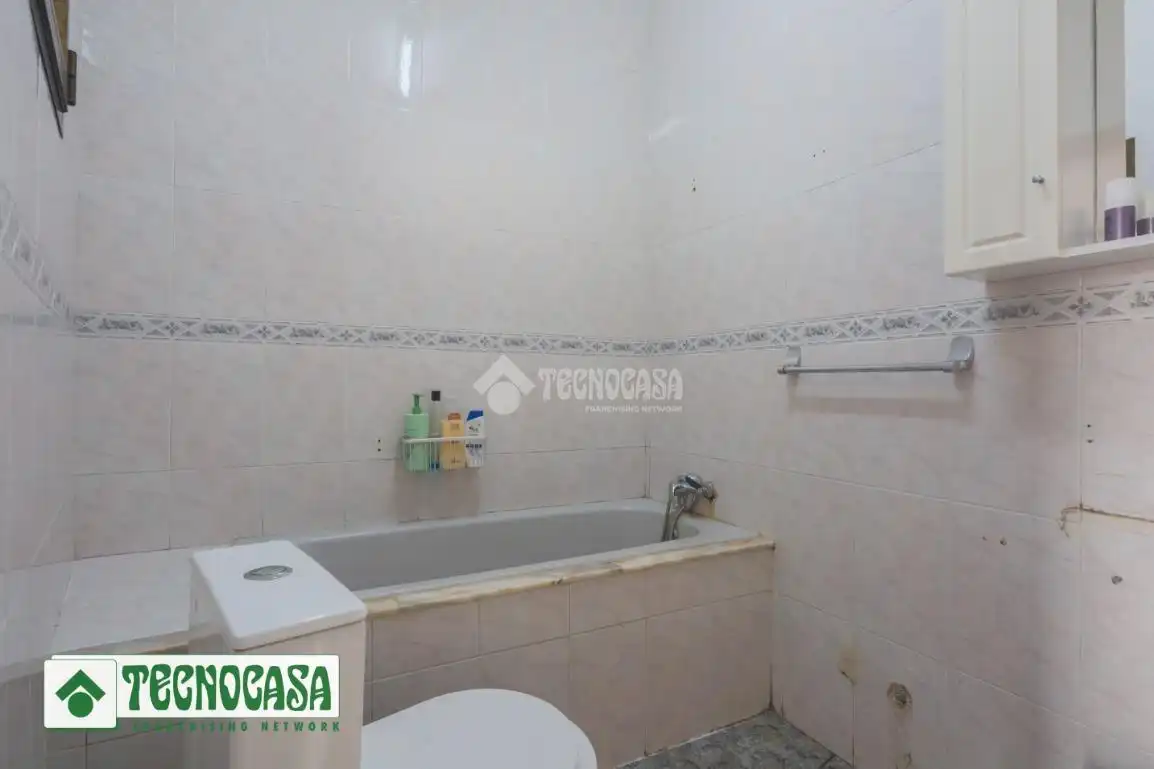 Bathroom of Detached homes for sale in Adra