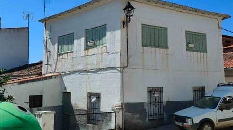 Foto 2 de Casa adosada en venda a Avenida Constitución, Casas de Millán, Cáceres