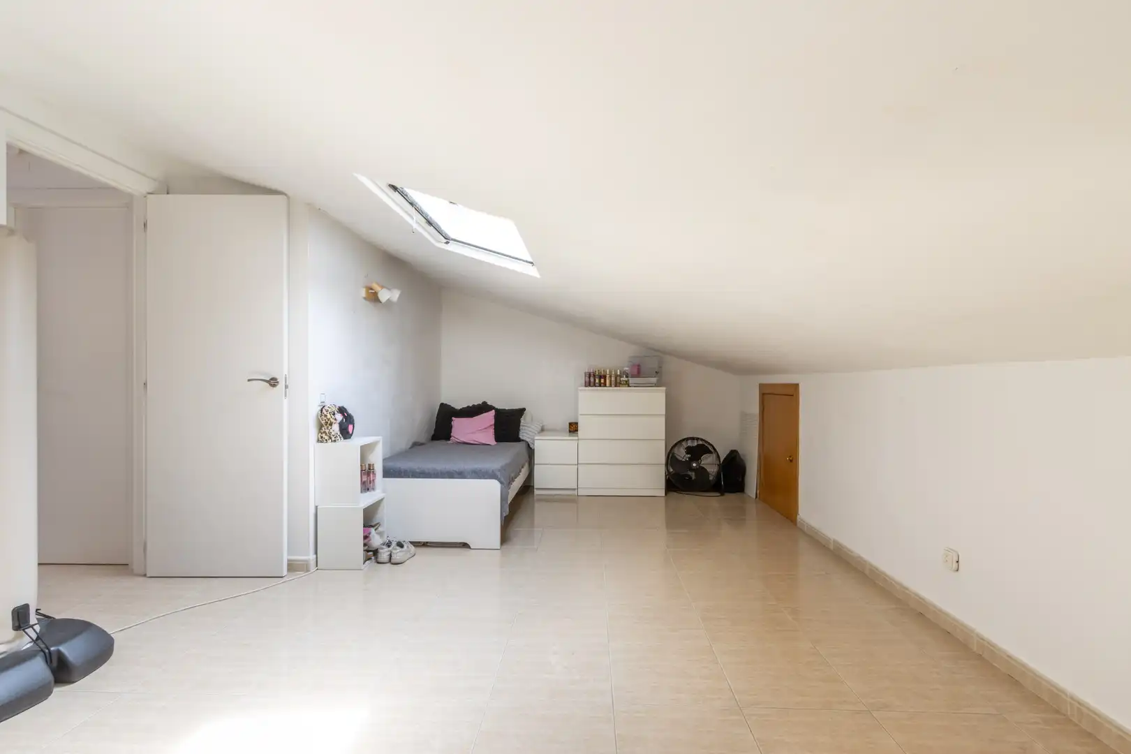 Habitación de Casa adosada en venta en Lliçà d'Amunt con Aire acondicionado y Calefacción