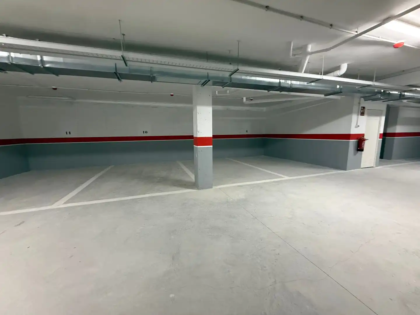 Parking de Piso en venta en Tomelloso con Aire acondicionado, Calefacción y Jardín privado