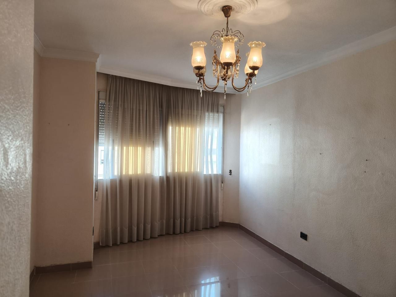 Habitación de Piso en venta en  Melilla Capital
