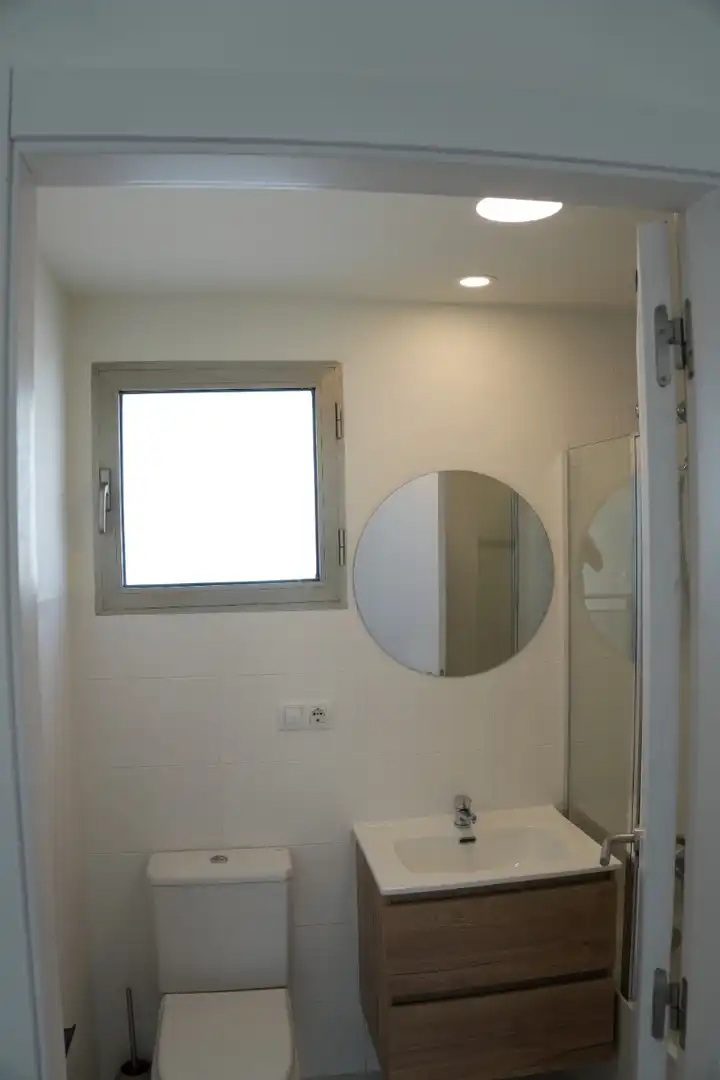 Baño de Casa o chalet de alquiler en El Campello con Aire acondicionado, Calefacción y Terraza