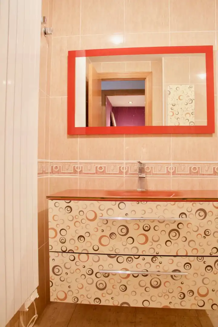 Bany de Apartament de lloguer en Moncada amb Aire condicionat, Parquet i Balcó