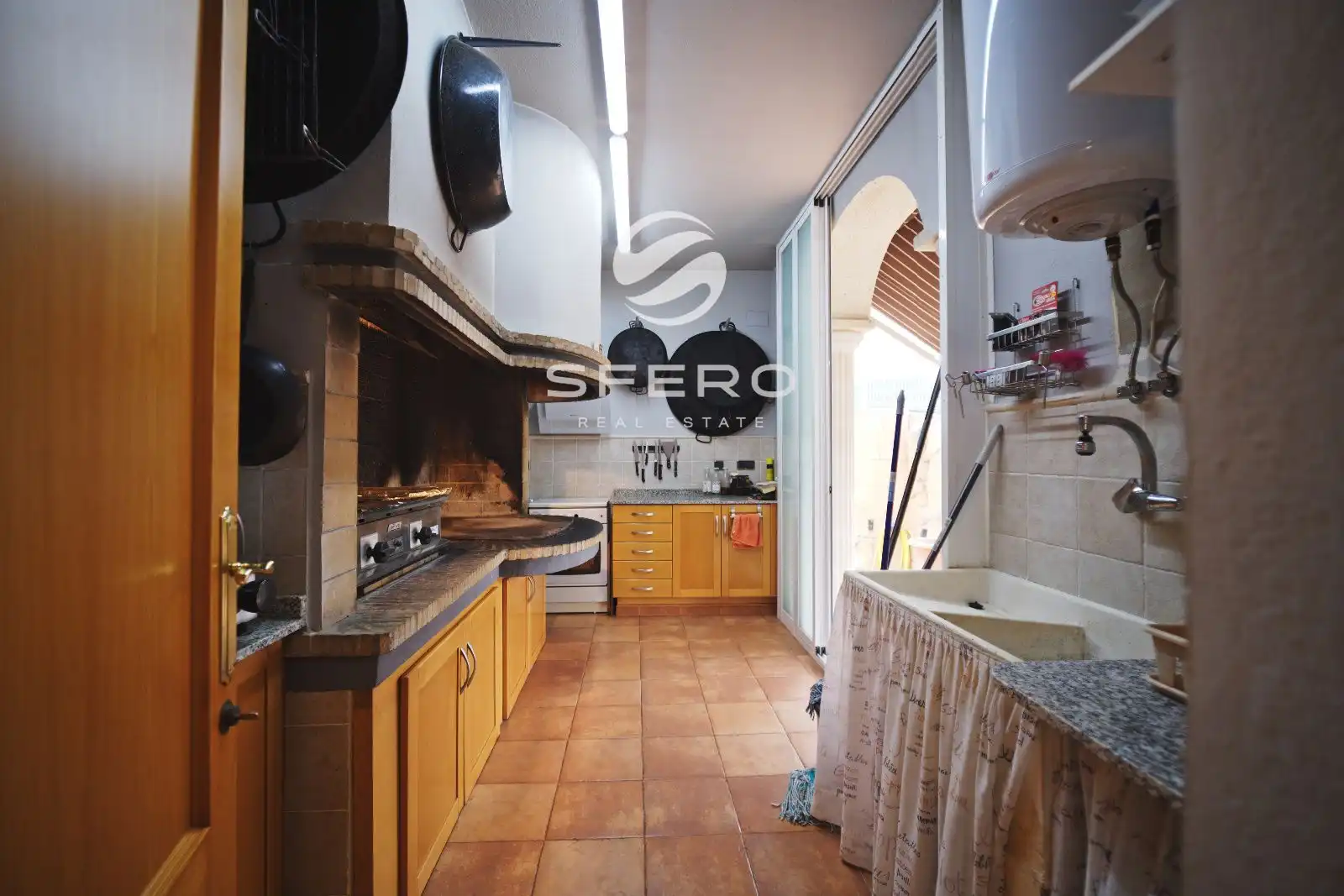 Kitchen of Houses for sale in Canals, Valencia
