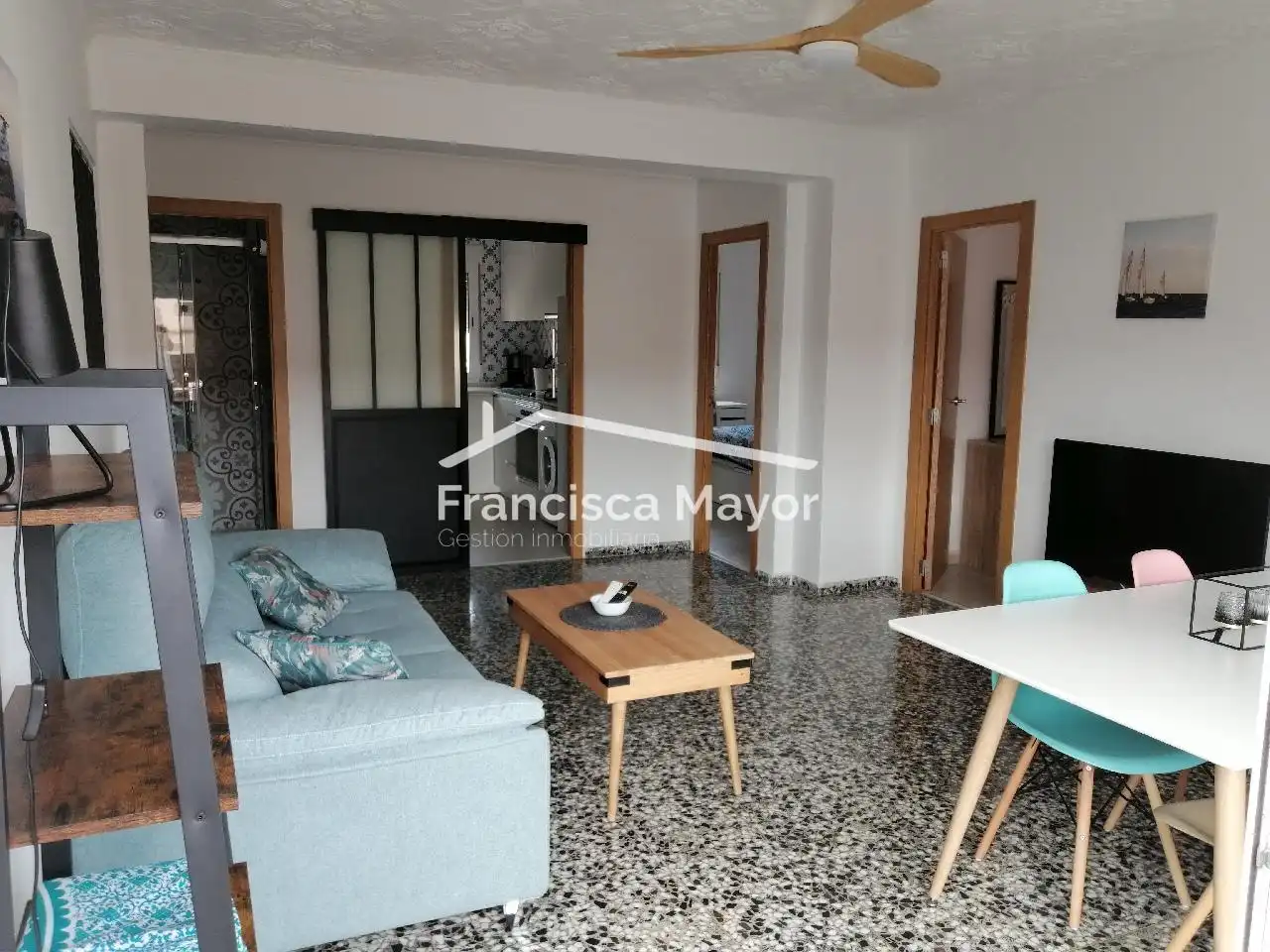 Sala de estar de Piso de alquiler en Valencia con Aire acondicionado, Terraza y Amueblado