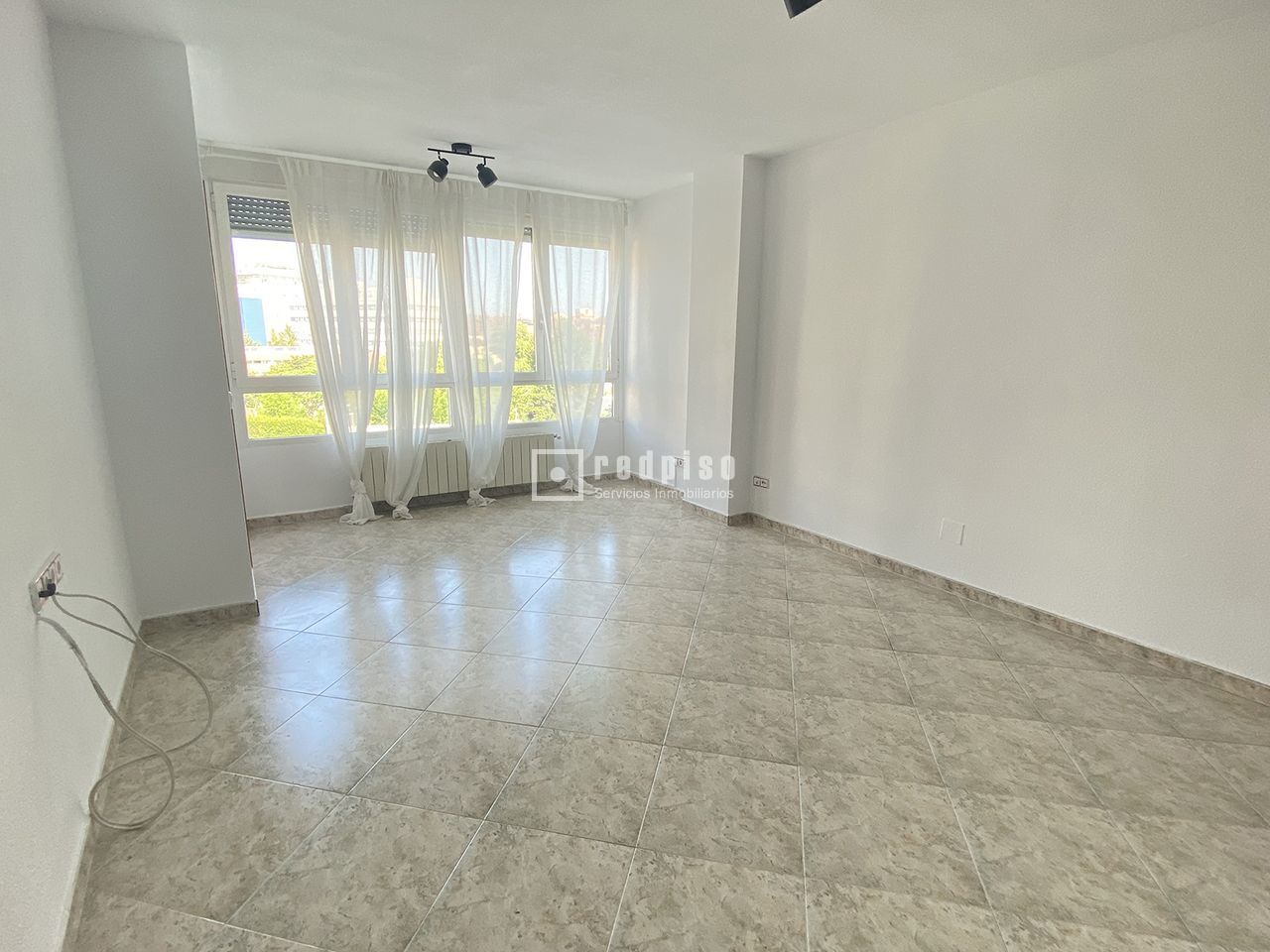 Bedroom of Flat to rent in  Madrid Capital  with Air Conditioner, Heating and Storage room