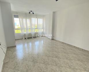 Bedroom of Flat to rent in  Madrid Capital  with Air Conditioner, Heating and Storage room