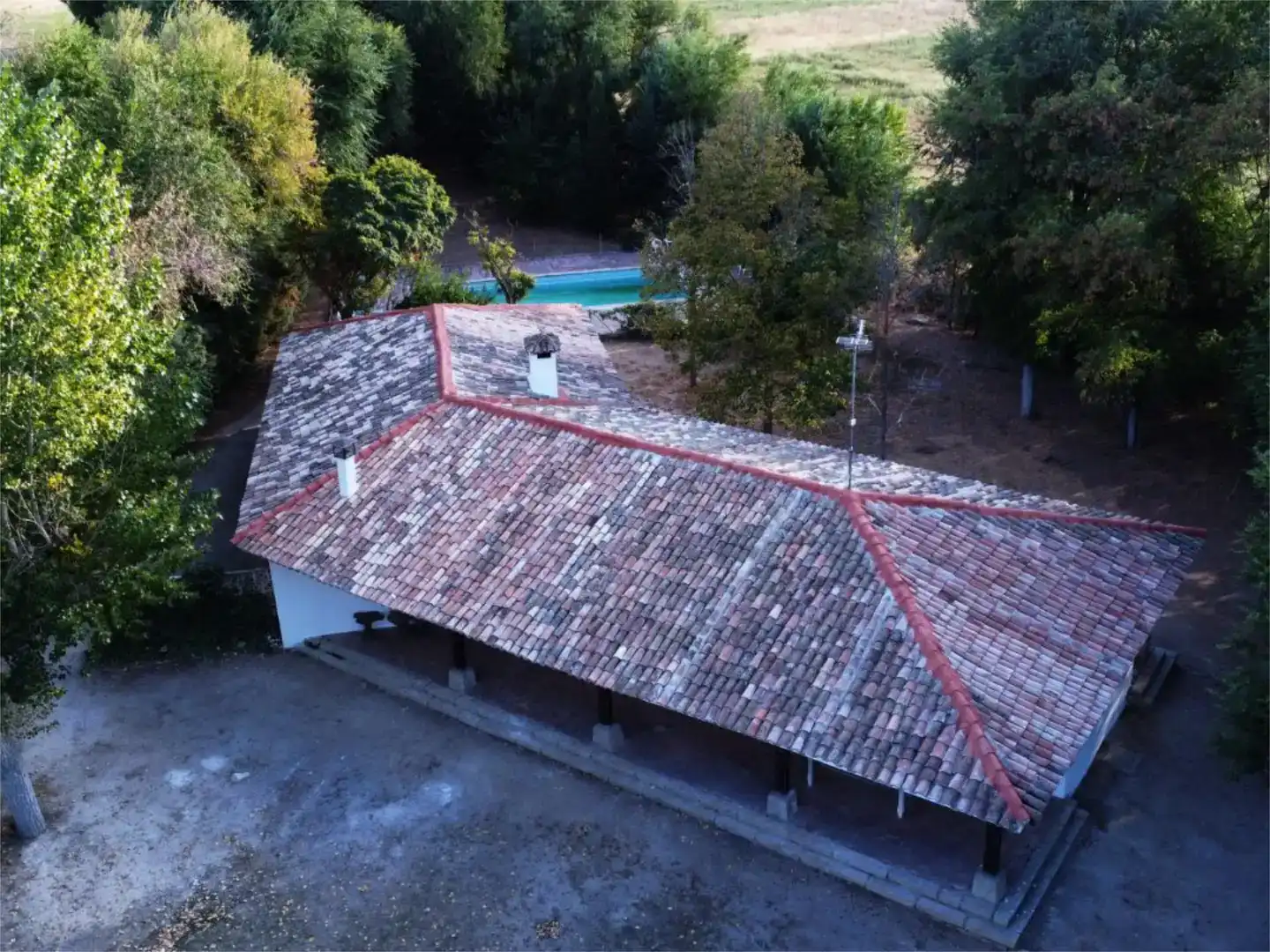 Vista exterior de Finca rústica en venta en Valdeolmos-Alalpardo, Madrid