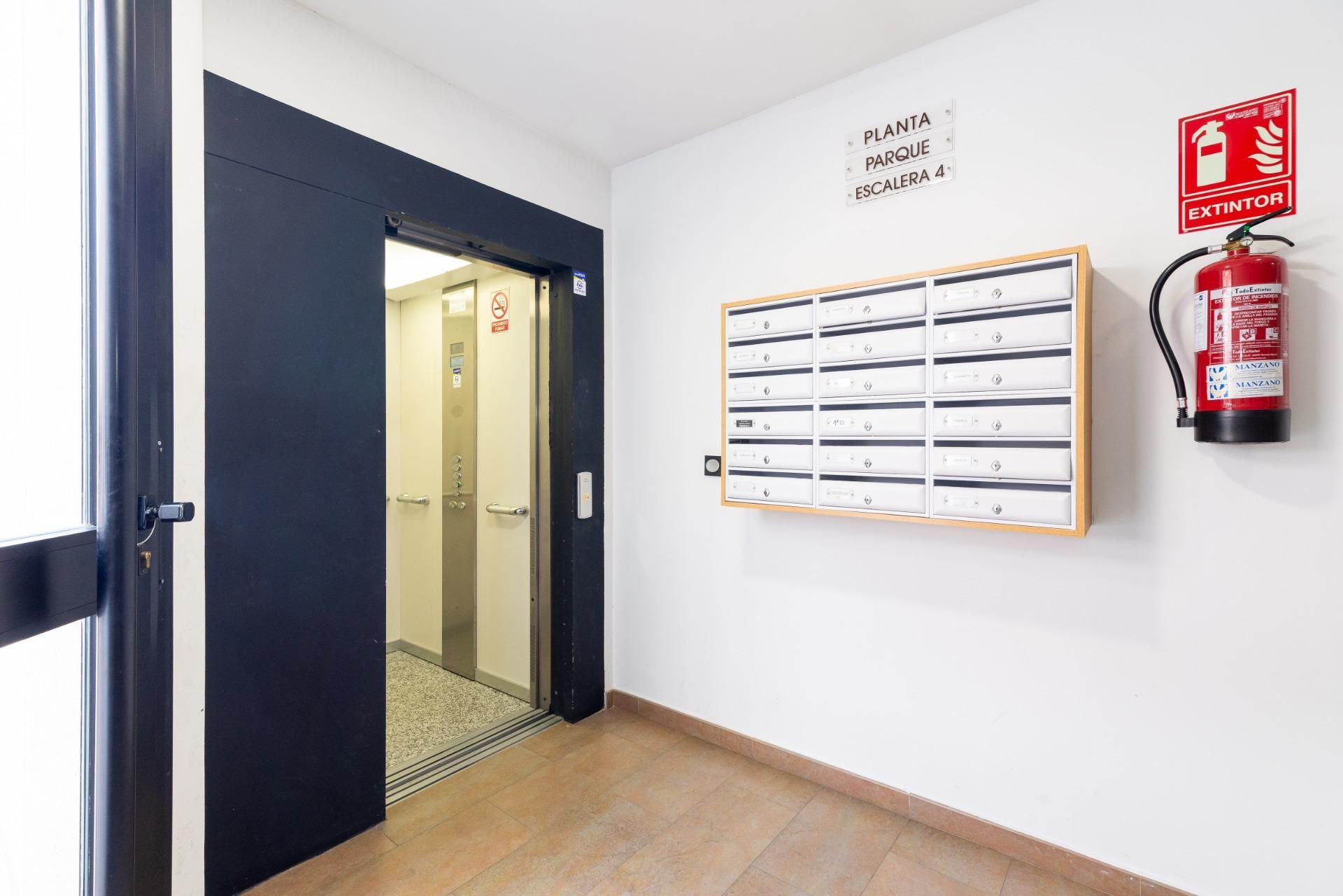 Planta baja for sale in Santa Fe  with Air Conditioner, Heating and Private garden