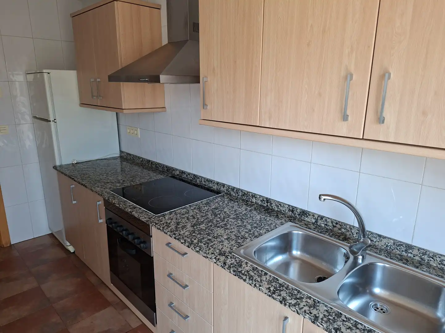 Cuina de Pis de lloguer en Vila-real amb Moblat, Forn i Rentadora