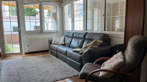 Foto 4 de Casa adosada en venta en Prínceps D'espanya, La Plana, Esparreguera