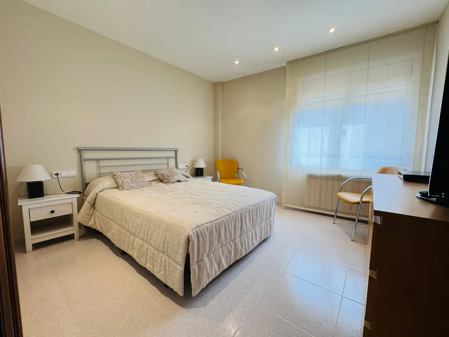 Habitación de Casa o chalet en venta en Figueres con Aire acondicionado, Calefacción y Terraza