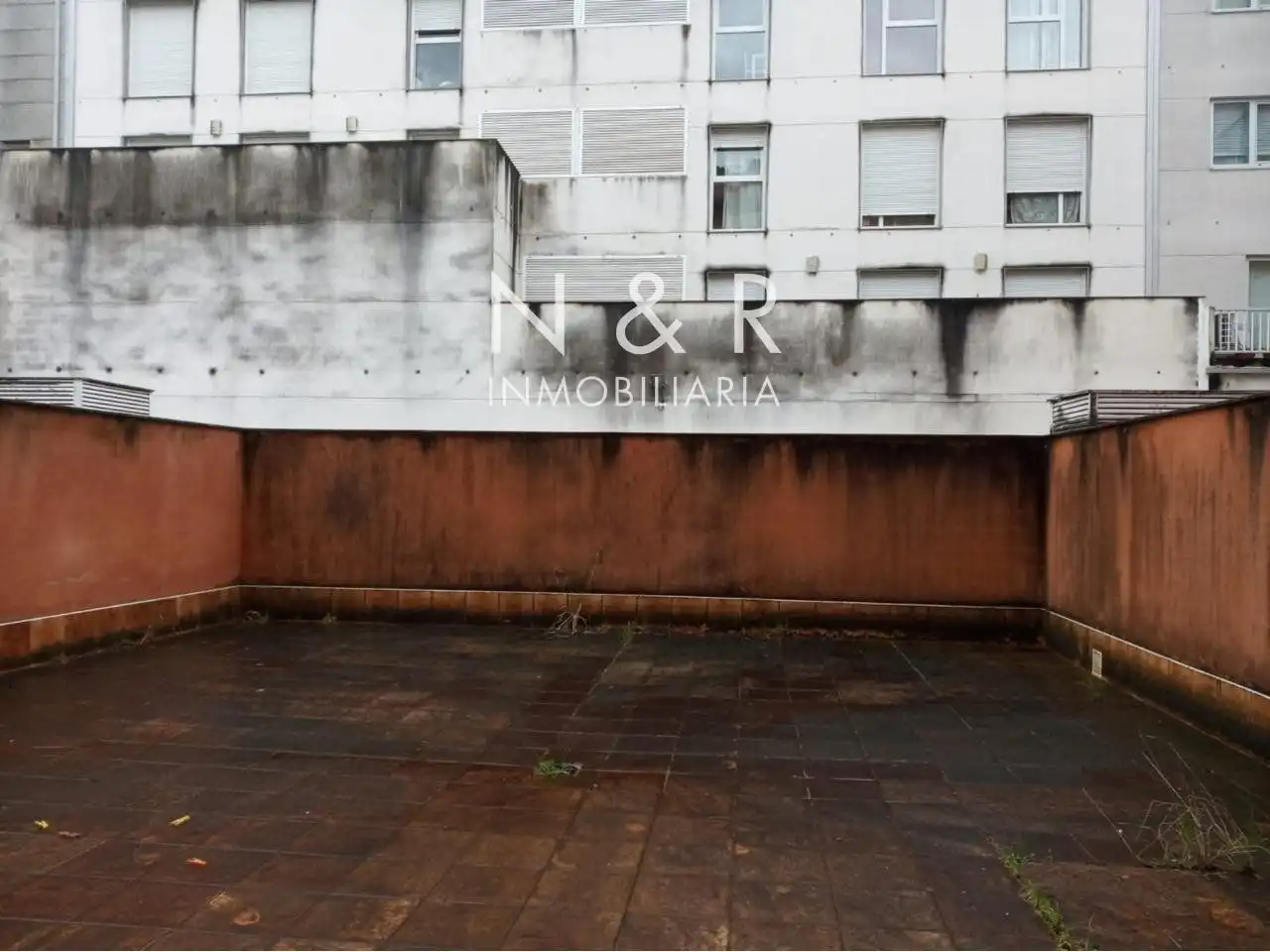 Exterior view of Commercial properties for rent in Santiago de Compostela 