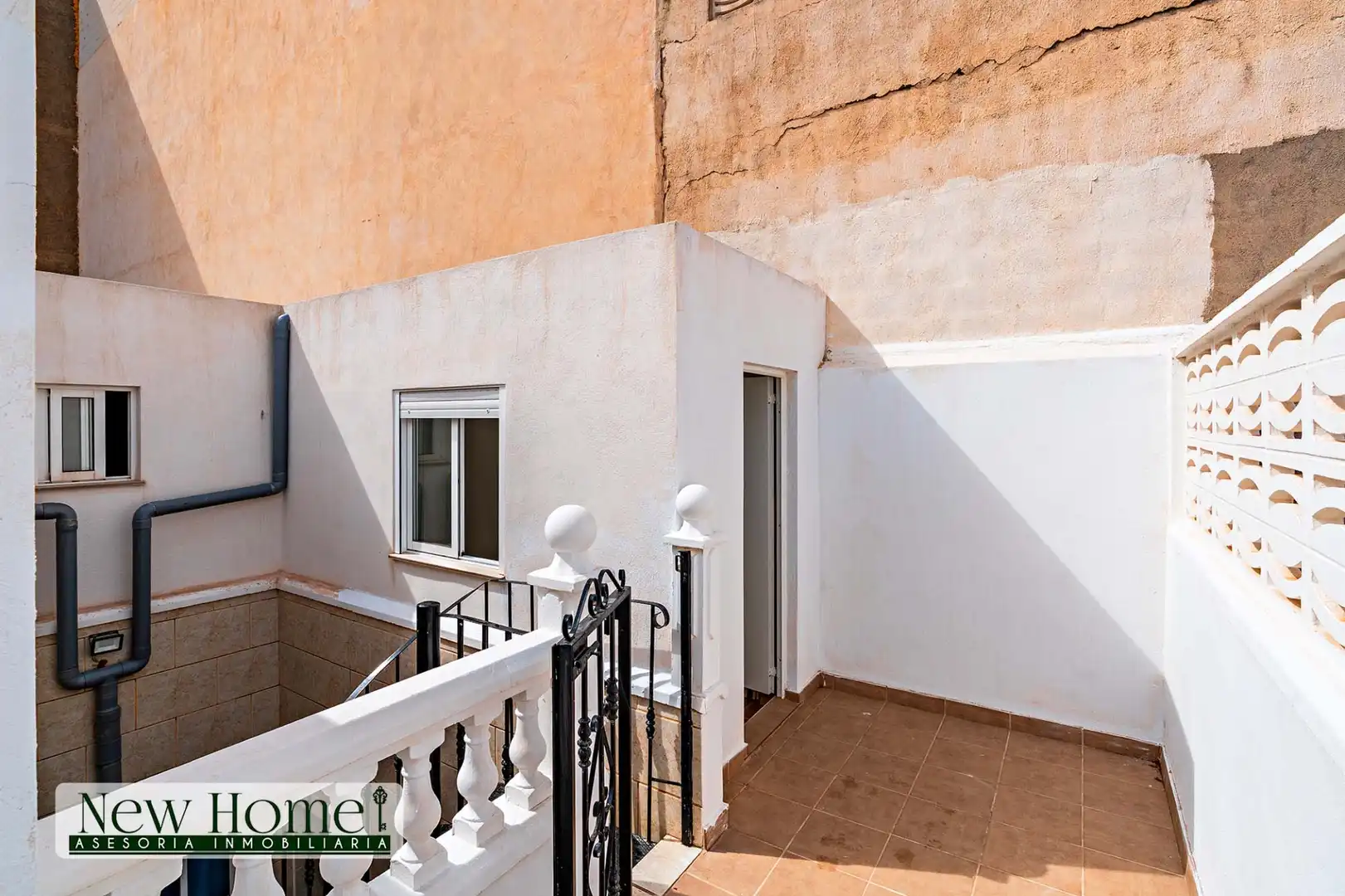 Terrassa de Casa o xalet en venda en Roquetas de Mar amb Moblat