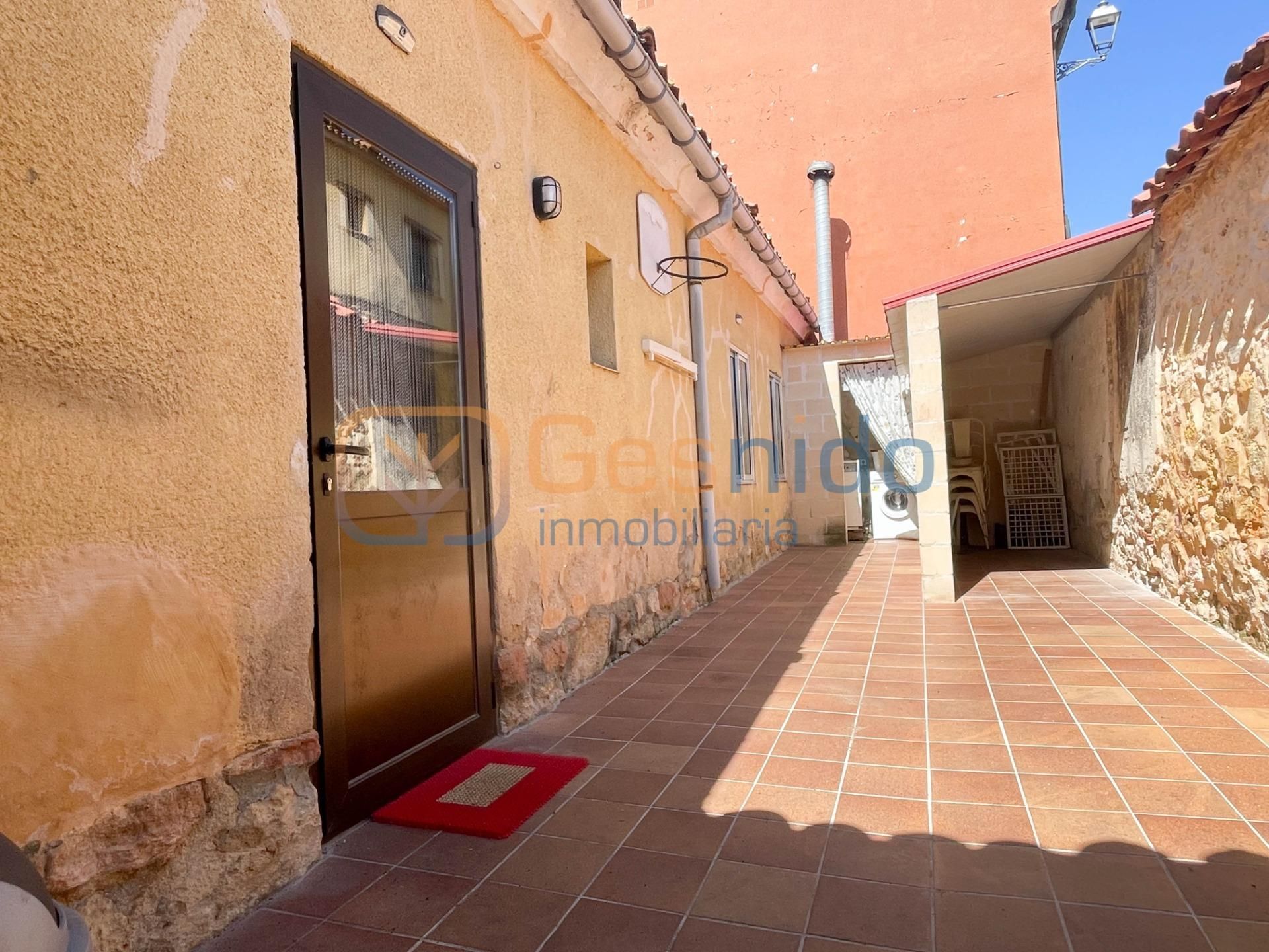 Vista exterior de Casa o xalet en venda en Los Huertos amb Calefacció
