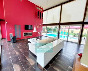 Living room of House or chalet for sale in Castellón de la Plana / Castelló de la Plana  with Air Conditioner and Swimming Pool