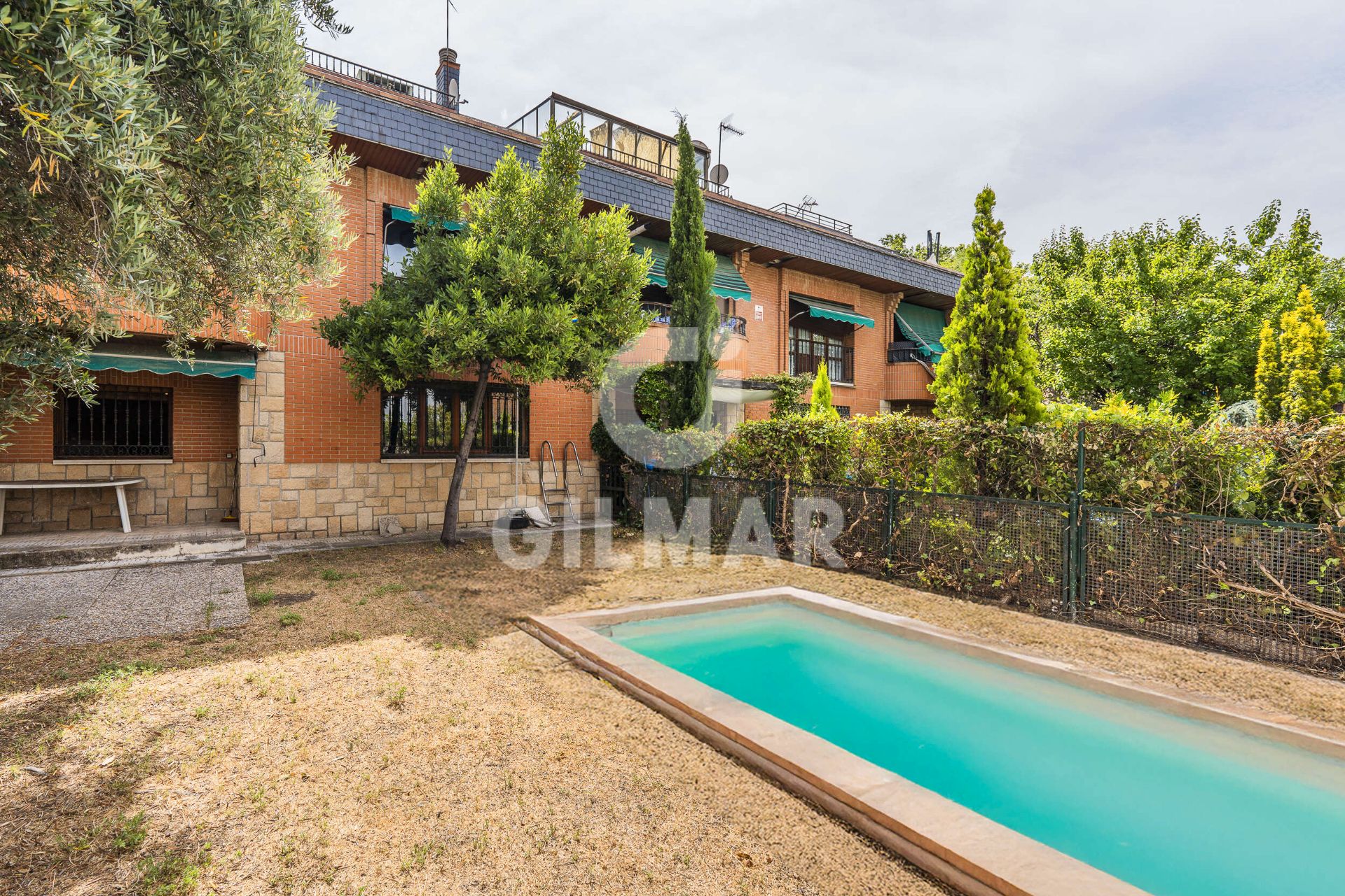 Jardí de Casa adosada en venda en  Madrid Capital amb Aire condicionat, Calefacció i Terrassa