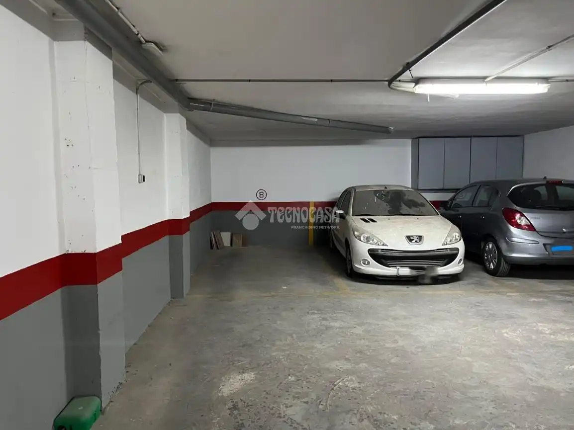 Aparcament de Garatge en venda en Jaén