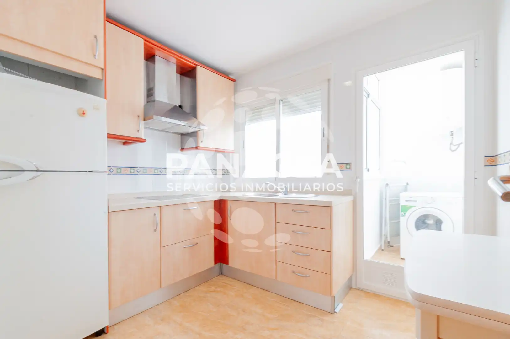 Cocina de Piso en venta en Roquetas de Mar con Amueblado, Horno y Lavadora